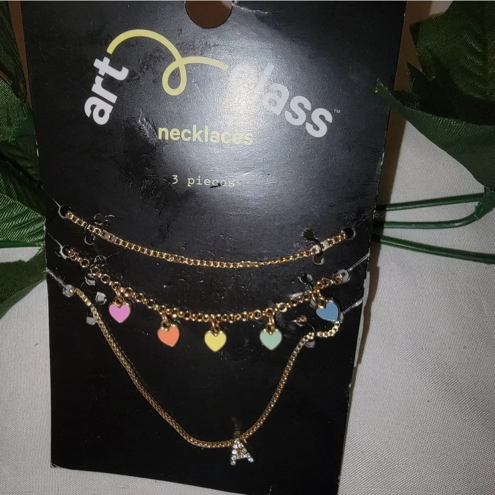 🆕️📿Art Class 3 Piece Gold Tone Heart Initial 